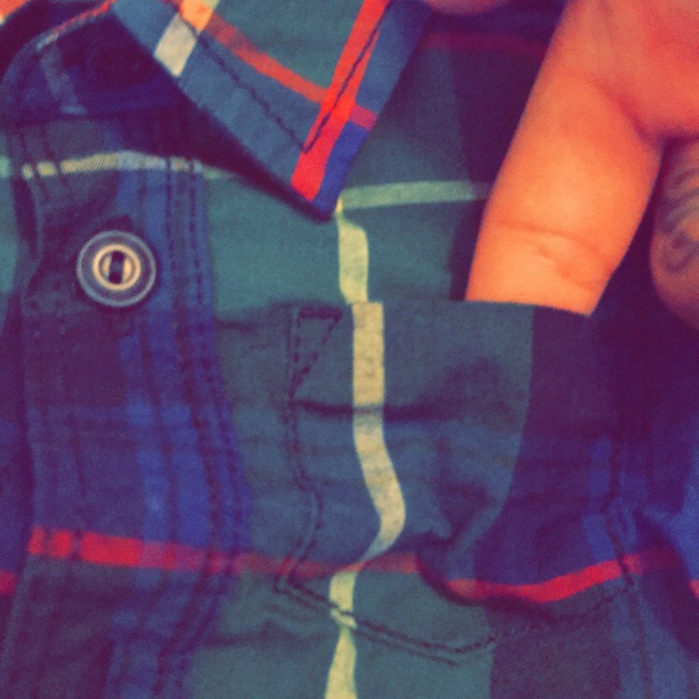 Flannel size 0-3 months - Picture 3 of 3
